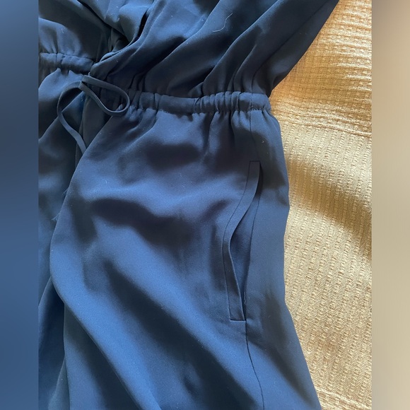 Black Aritzia Babaton Bennett dress xs workwear - Picture 6 of 9